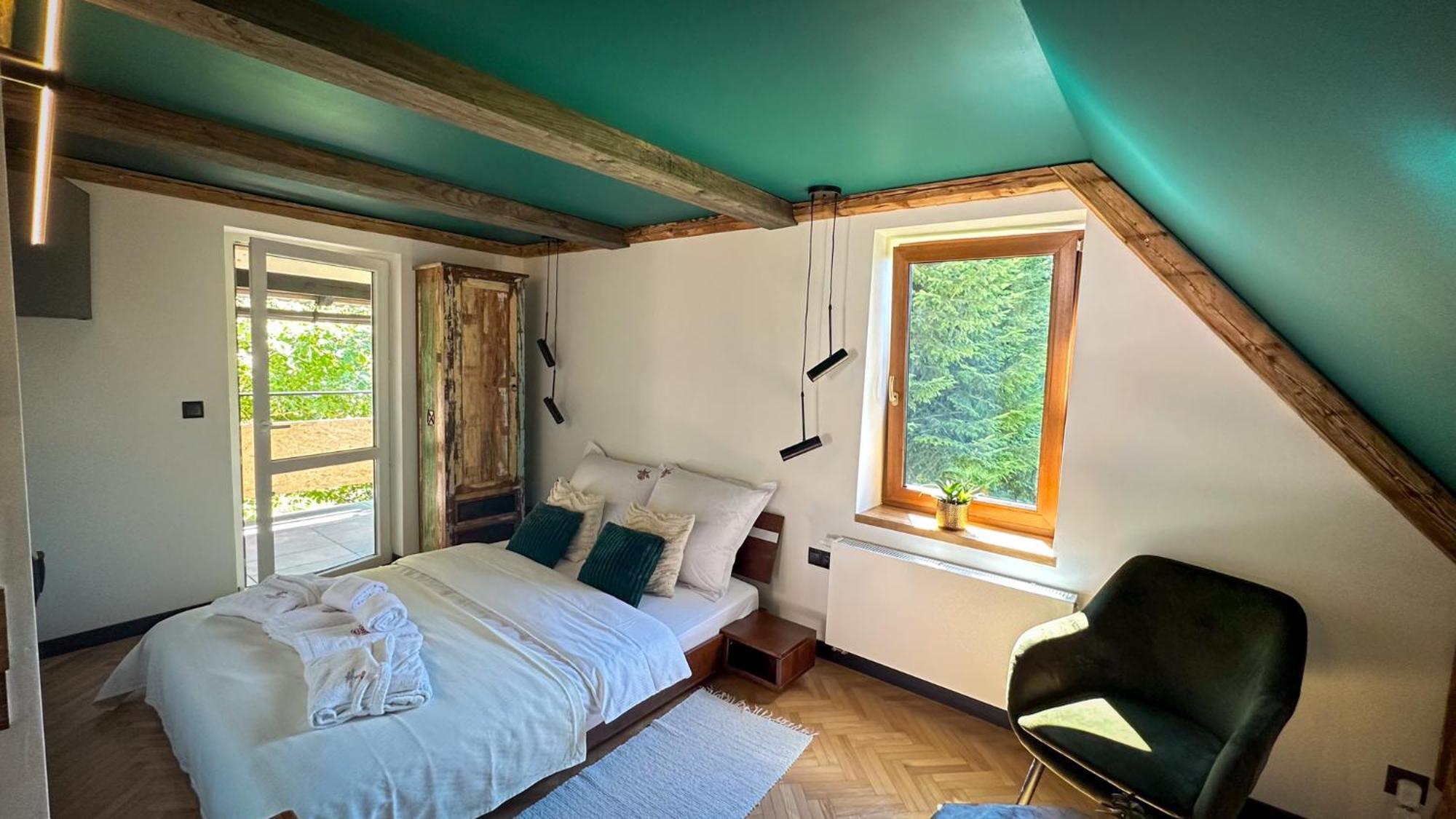 Vila Uroczysko Lesko Exteriér fotografie